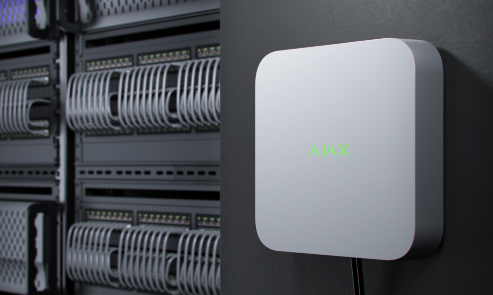 Lifestyle - Ajax NVR - White - server